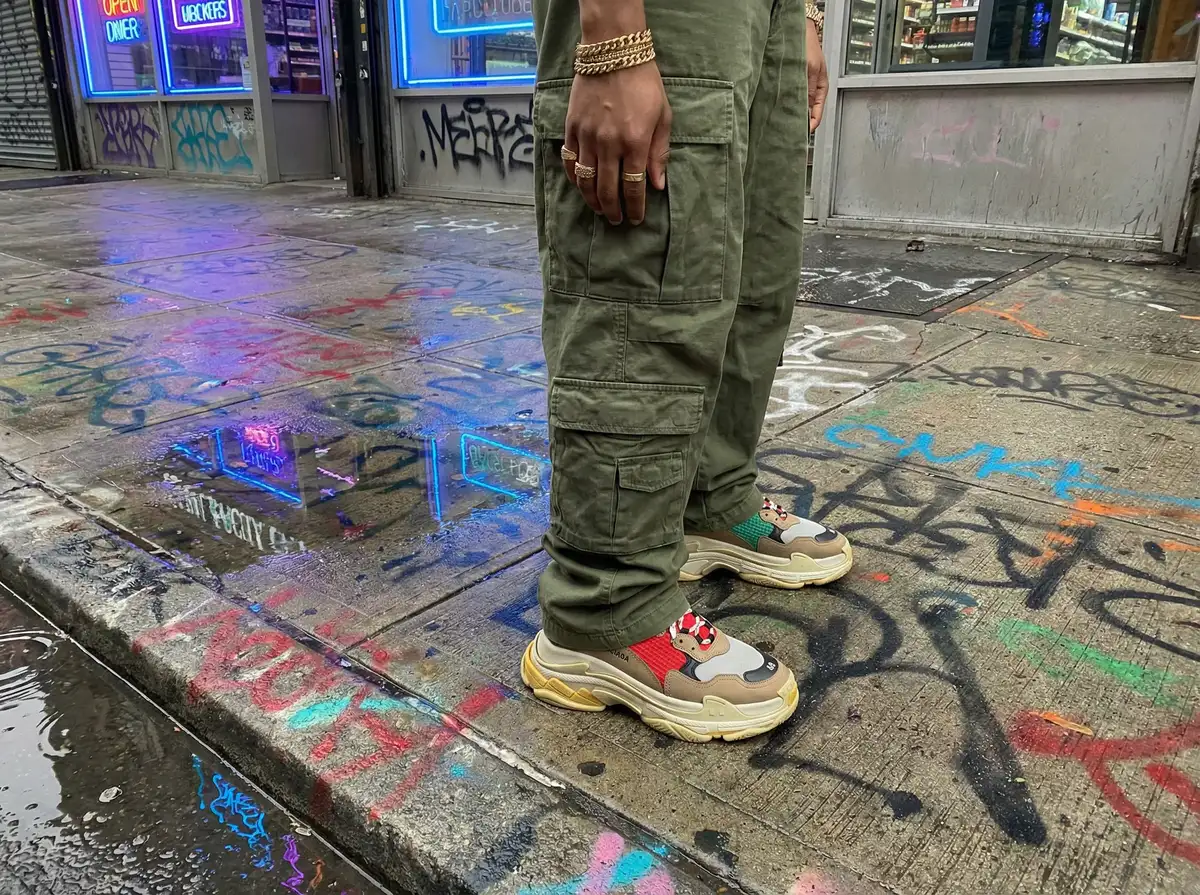 暗夜行者免费观看 - 滑板鞋与街头穿搭细节